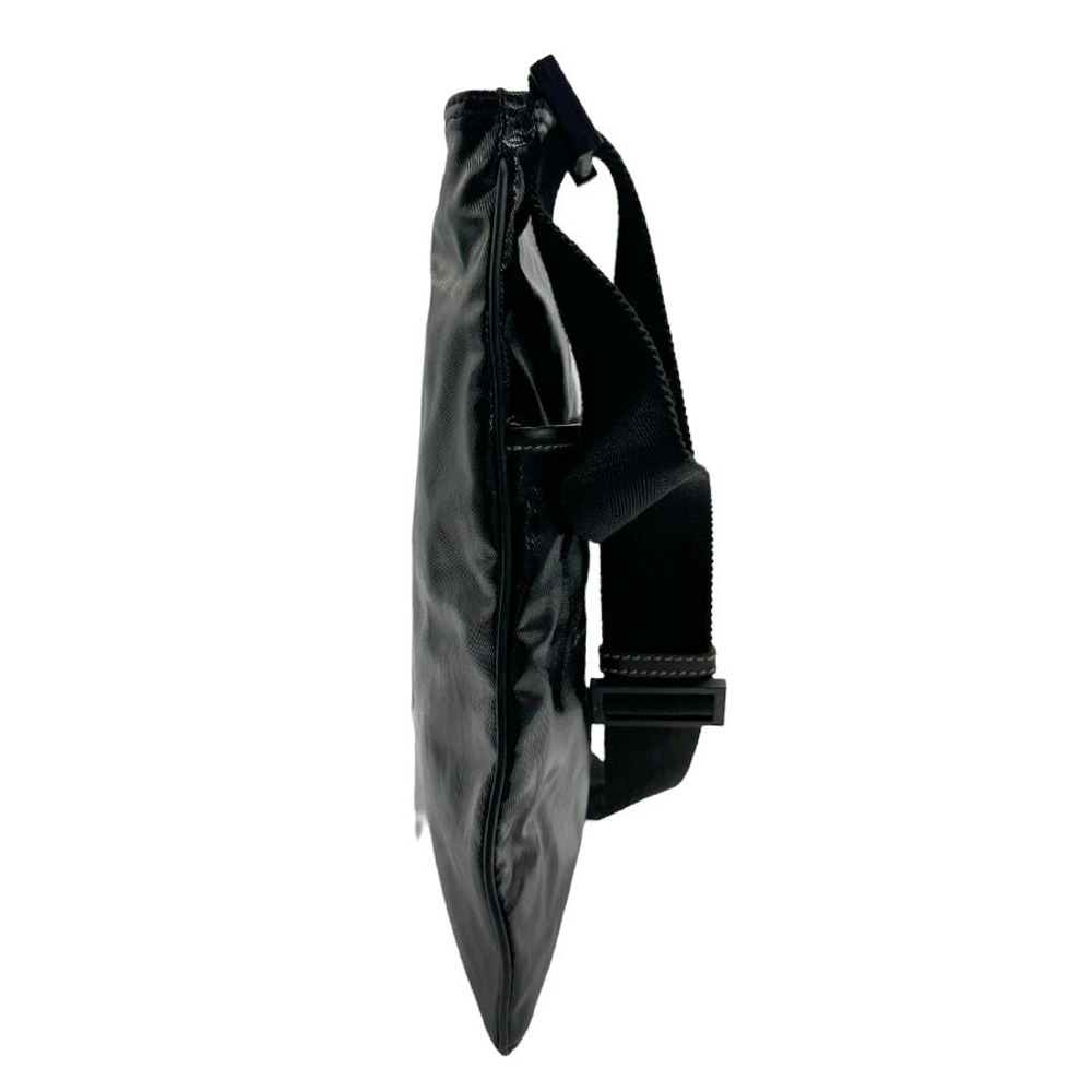 Gucci crest durable coated prominent Black canvas crossbody bag Black